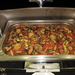 Pieczone warzywa w bemarze - catering Obieżyświat